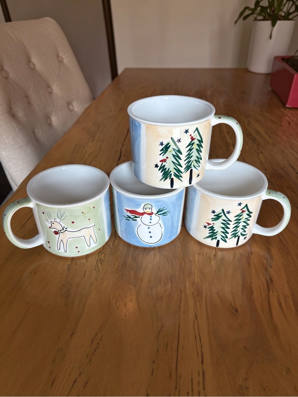 Eddie Bauer Holiday Ceramic 4 piece Mug Set Winter Scenes 17oz. Boxed Holiday
